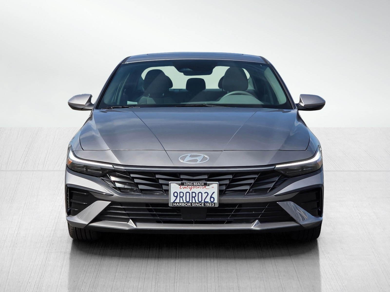 2025 Hyundai Elantra SEL Convenience photo 2