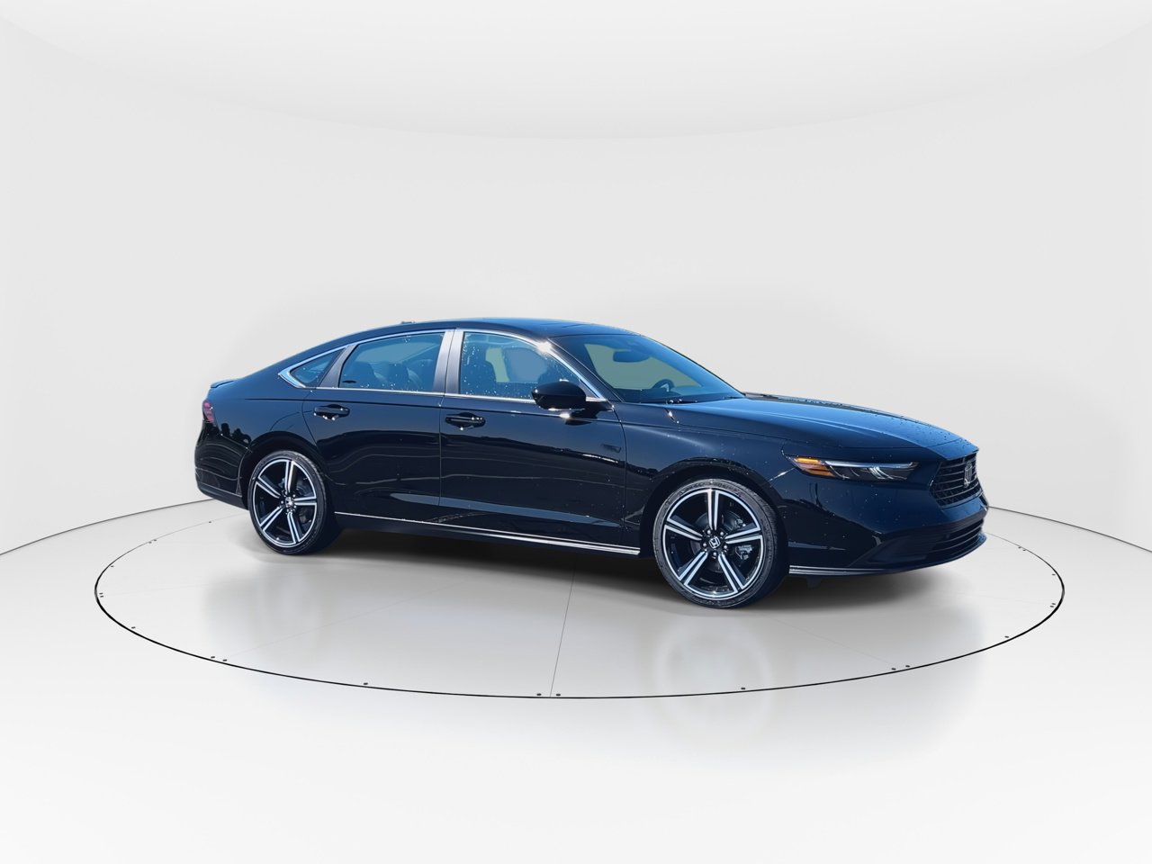 2025 Honda Accord Hybrid Sport photo 2