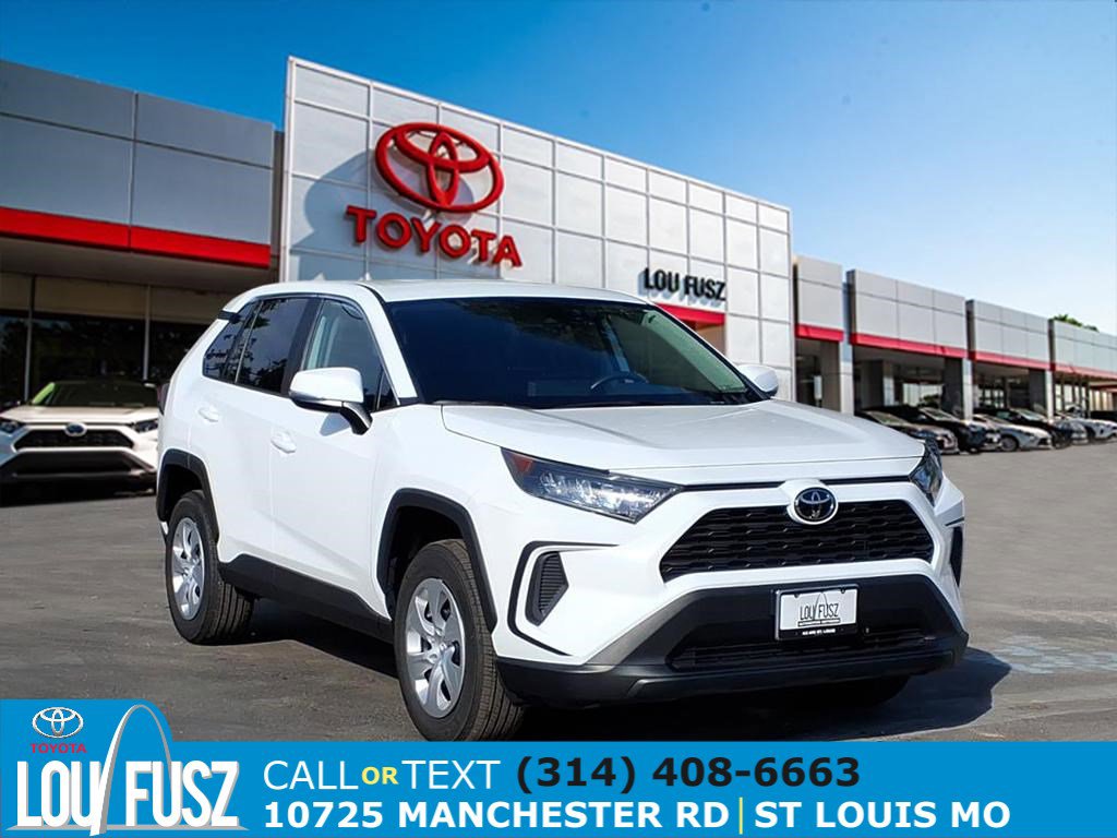 2022 Toyota RAV4 LE