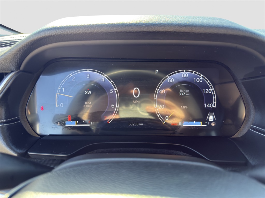 2023 Jeep Grand Cherokee Laredo Altitude photo 11
