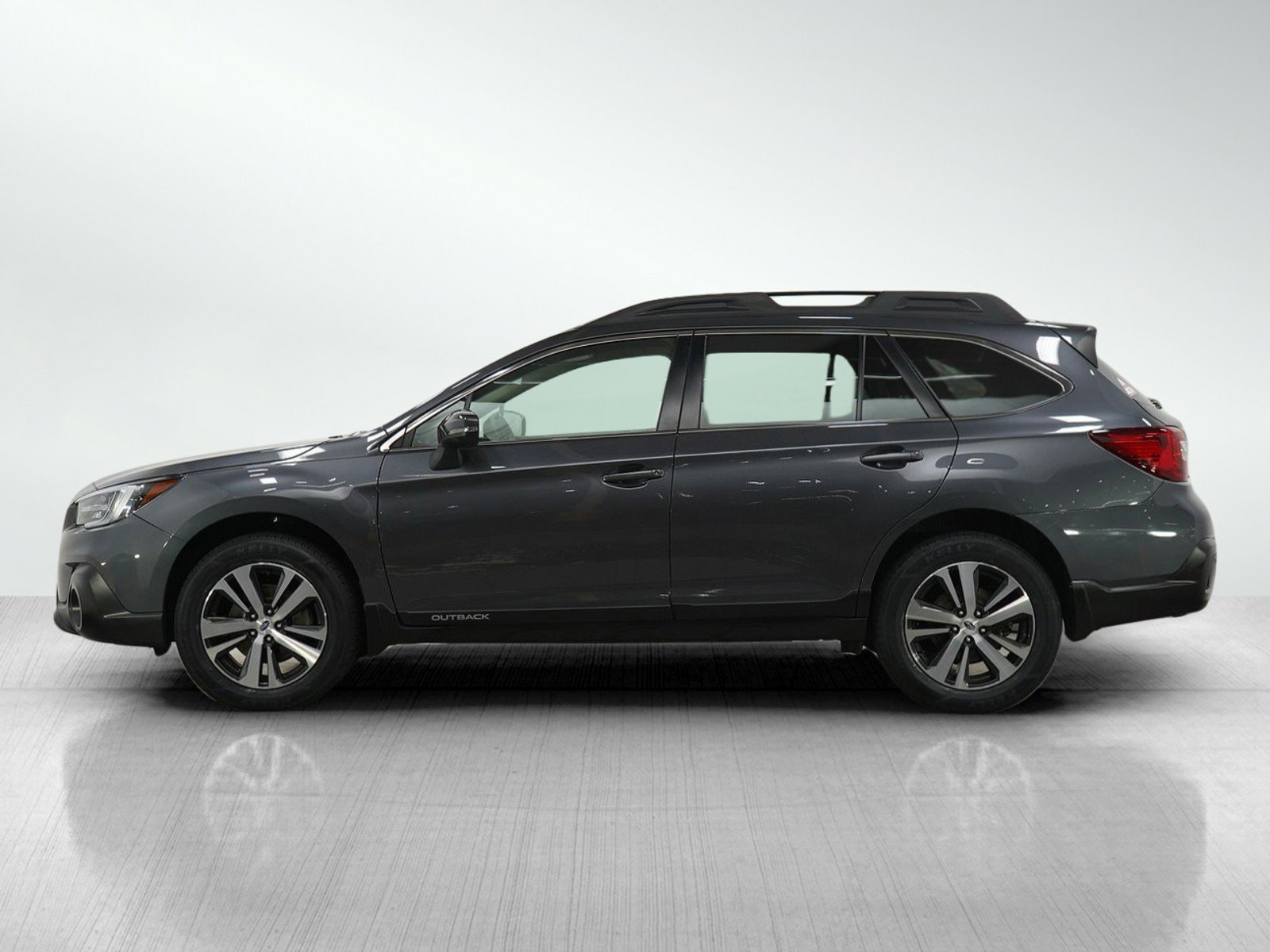 Used 2018 Subaru Outback Limited with VIN 4S4BSANC6J3328448 for sale in South Saint Paul, Minnesota