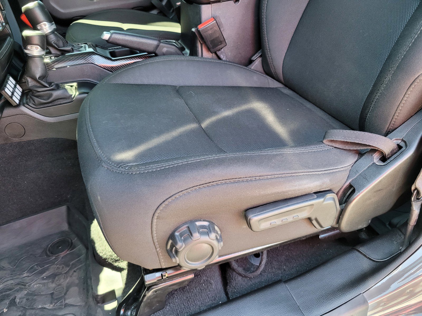 2021 Jeep Wrangler Unlimited Sport Altitude photo 15