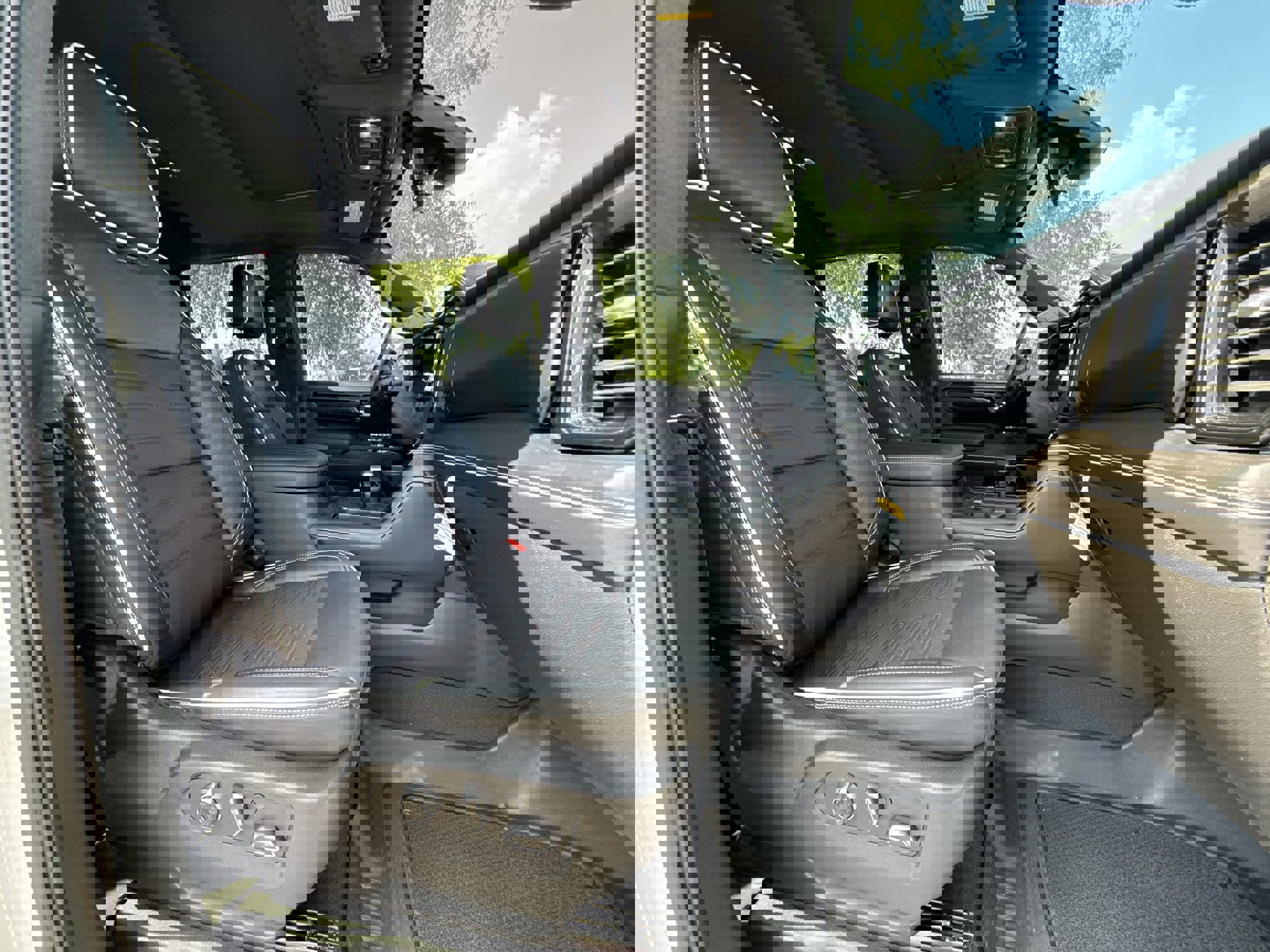 2023 Gmc Sierra 1500 AT4X photo 33