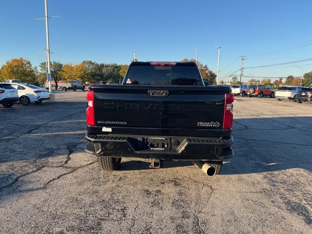 2022 Chevrolet Silverado 2500HD High Country photo 4