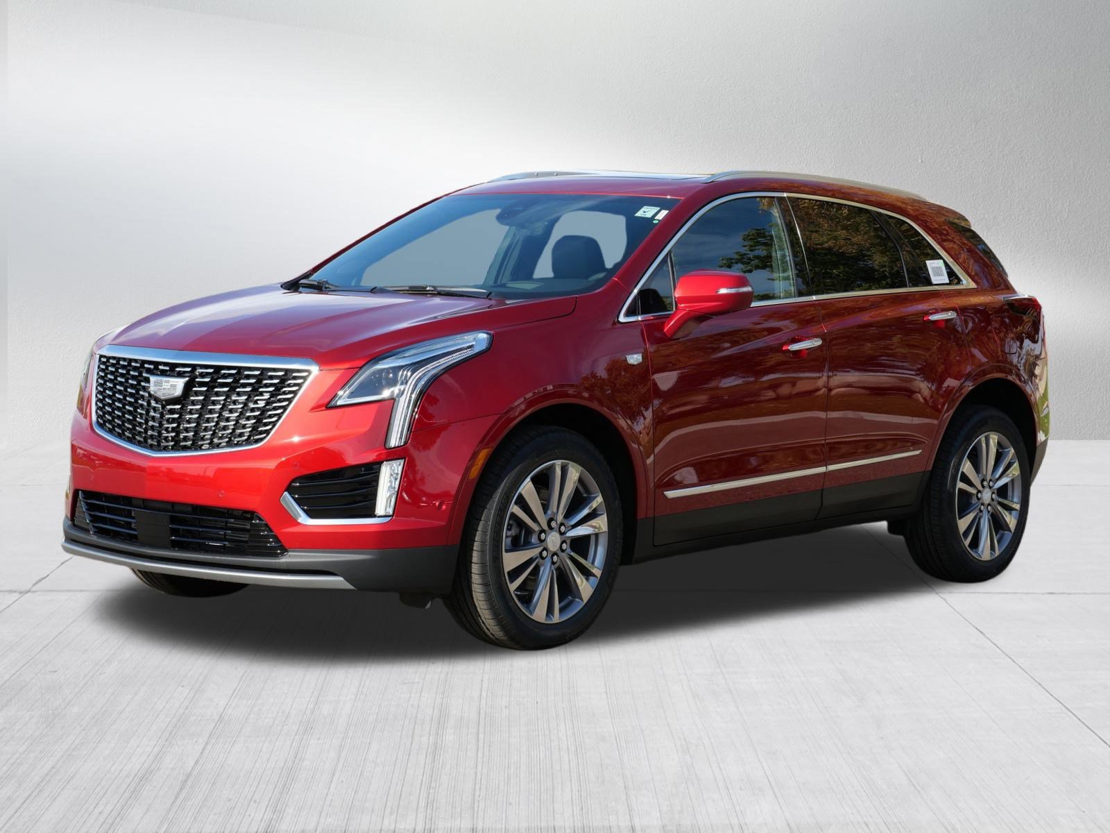 2025 Cadillac XT5 Premium Luxury photo 3