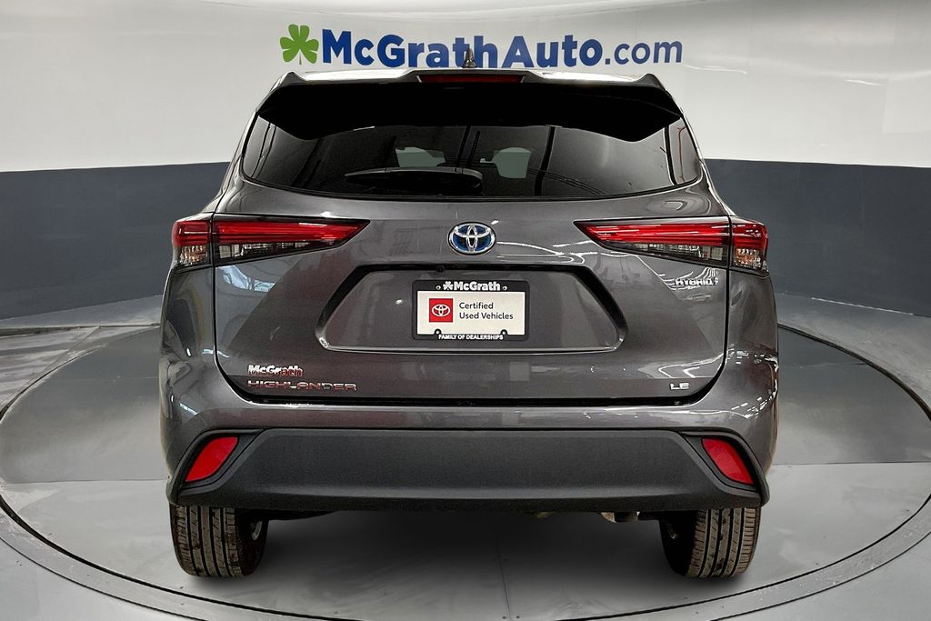 2021 Toyota Highlander Hybrid LE photo 4