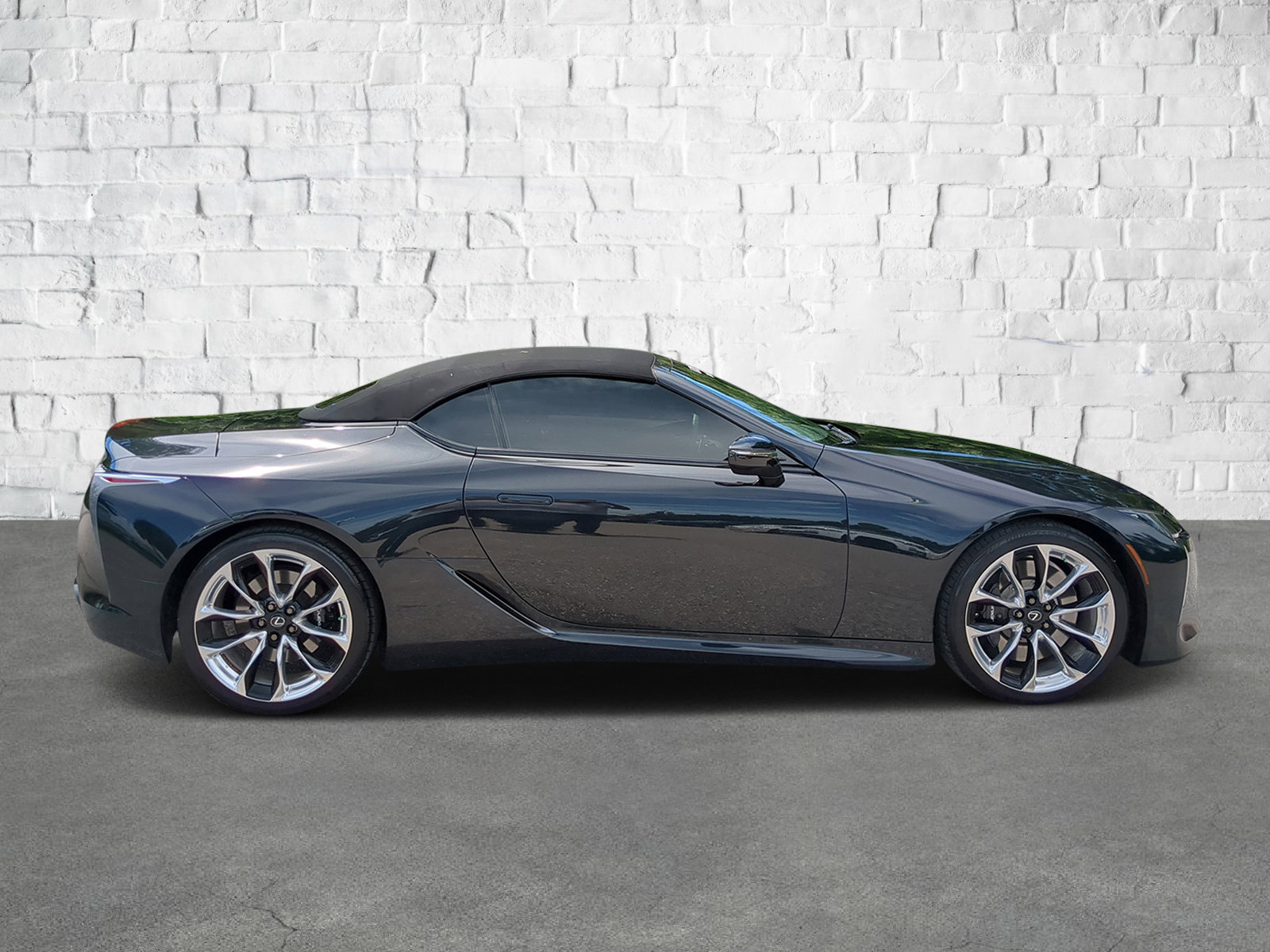 2021 Lexus LC 500 photo 4