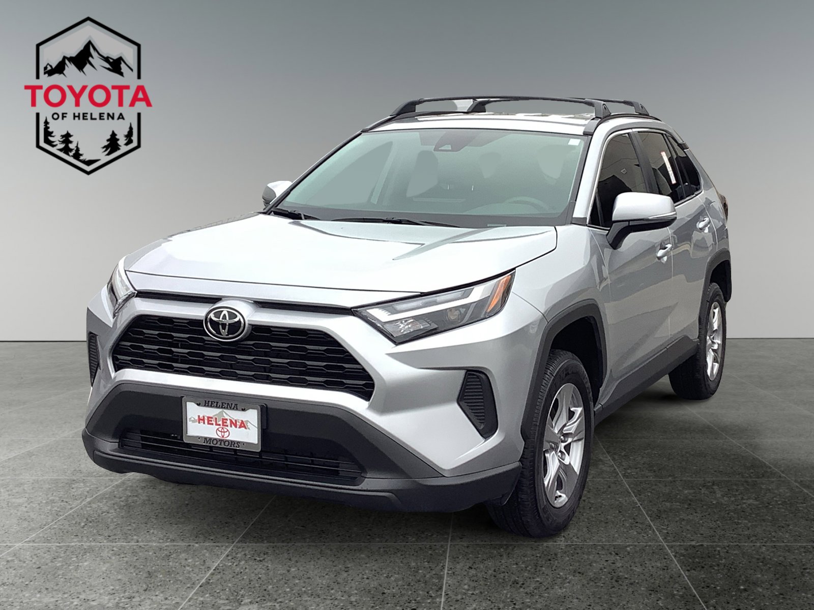 2025 Toyota RAV4 XLE's photo