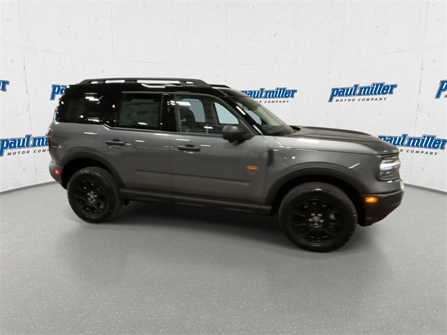 2025 Ford Bronco Sport Badlands photo 2
