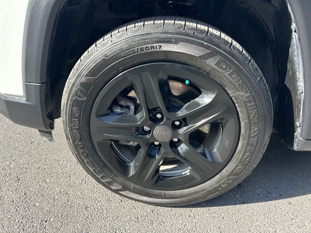 2023 Jeep Compass Sport photo 9