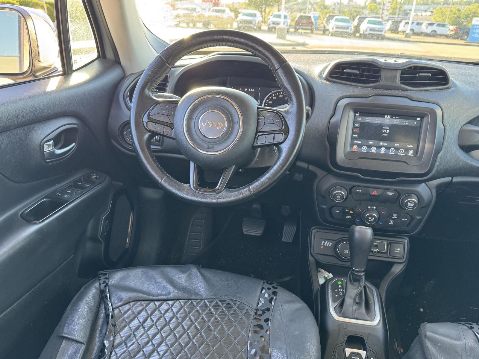 2019 Jeep Renegade Altitude photo 16