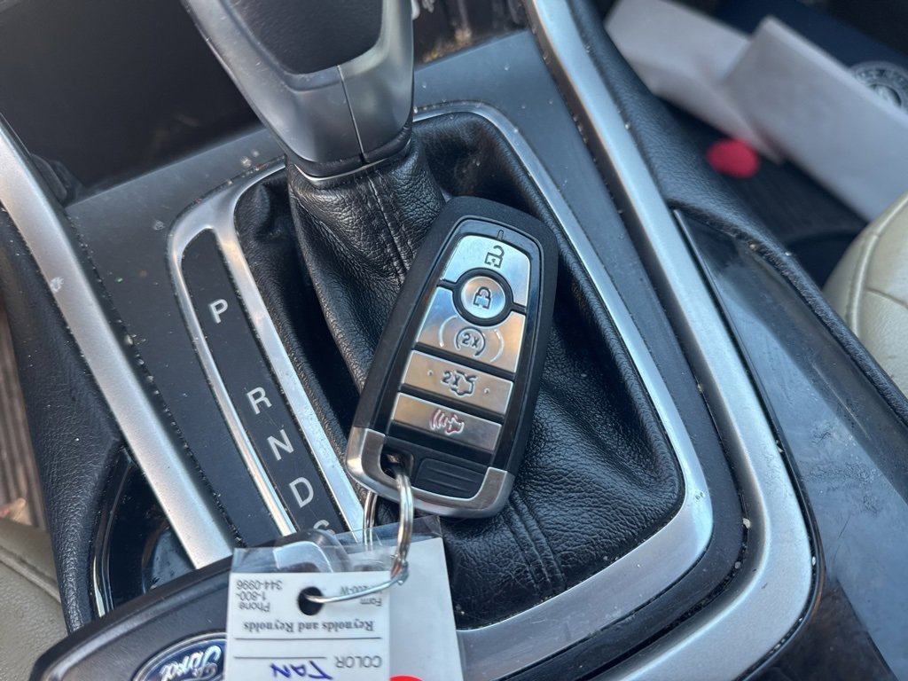 2017 Ford Edge SEL photo 31