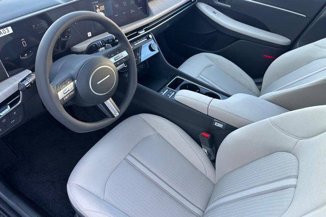 2026 Hyundai Sonata Hybrid Blue photo 10