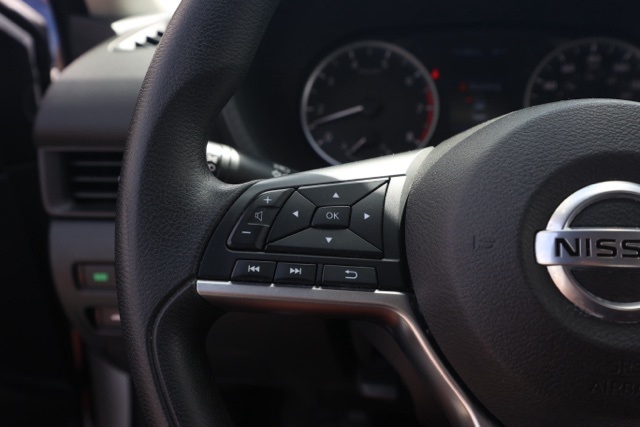 2022 Nissan Sentra S photo 23