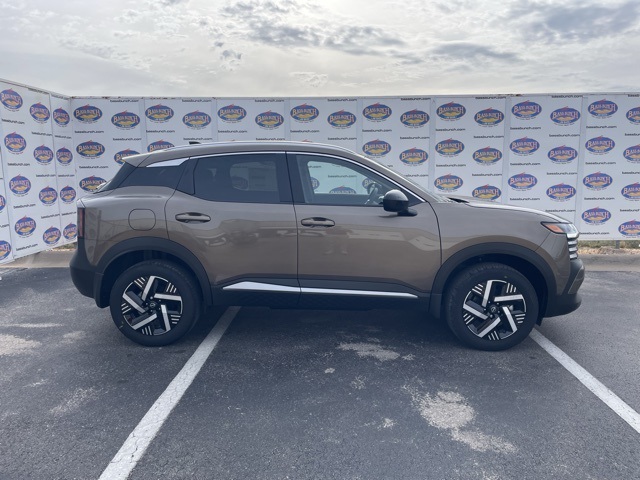 2026 Nissan KICKS SV's photo
