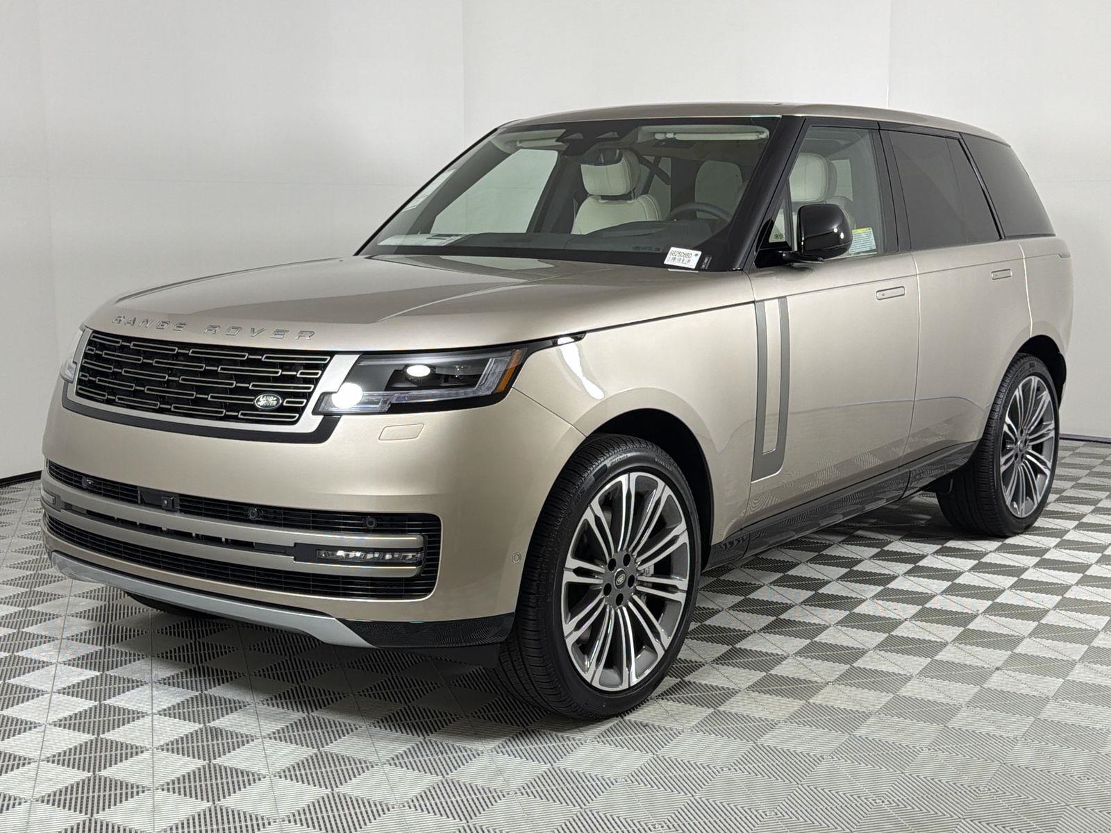2025 Land Rover Range Rover SE's photo