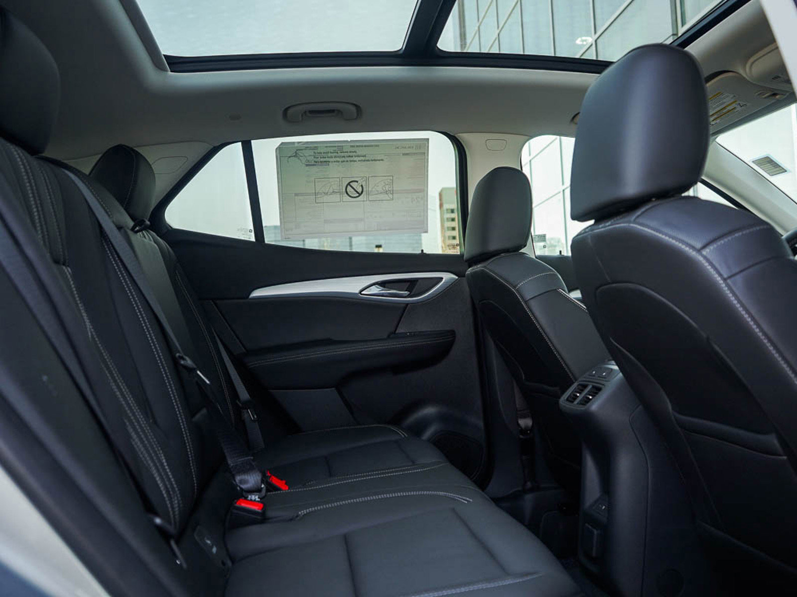 2025 Buick Envision Avenir photo 11