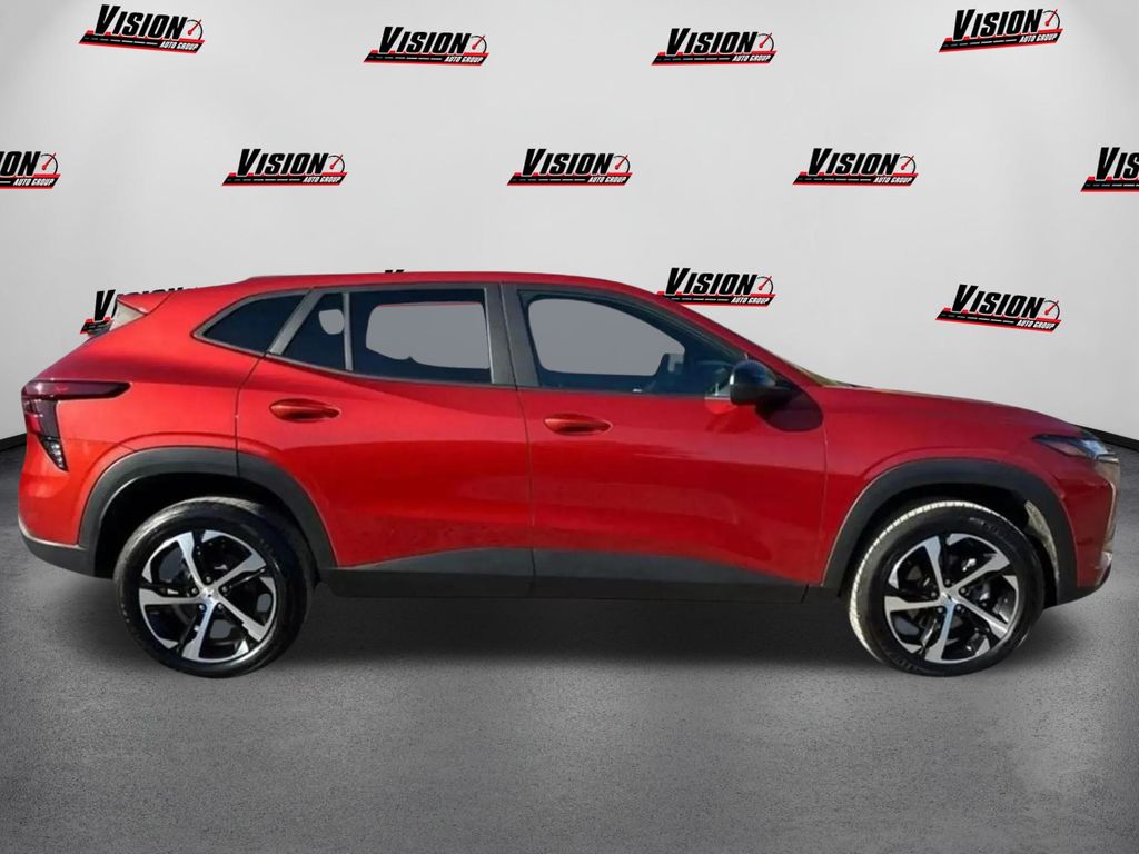 2024 Chevrolet Trax photo 4