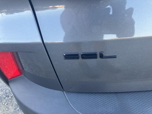 2022 Ford Escape SEL photo 34