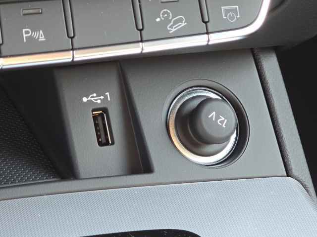 2025 Audi Q5 S line Premium 45 TFSI photo 5