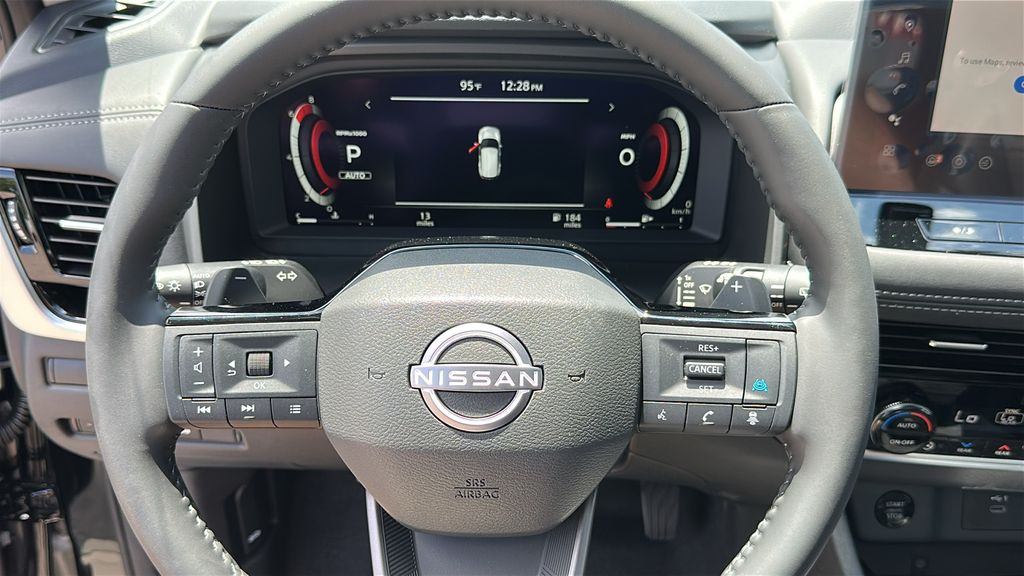 2025 Nissan Rogue SL photo 13