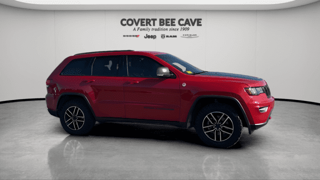 2019 Jeep Grand Cherokee Trailhawk's photo