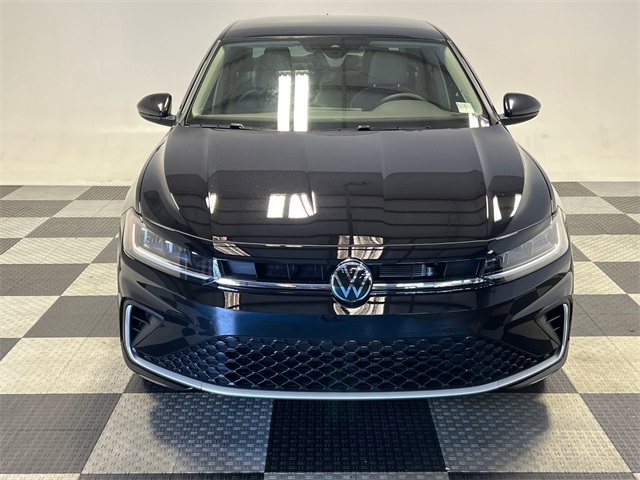 2026 Volkswagen Jetta 1.5T SE photo 2