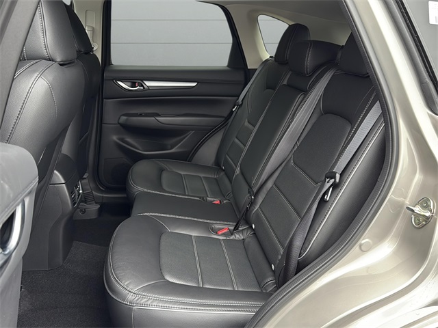 2025 Mazda CX-5 2.5 S Preferred photo 28