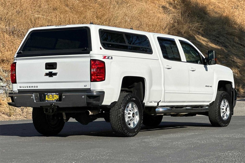 2019 Chevrolet Silverado 2500HD LT photo 4