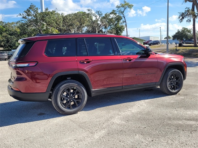 2025 Jeep Grand Cherokee Altitude X photo 4