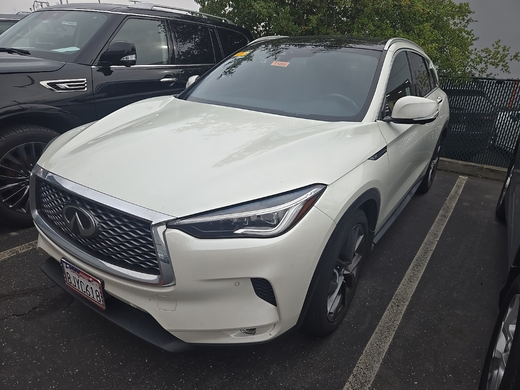 2019 INFINITI QX50 Essential's photo