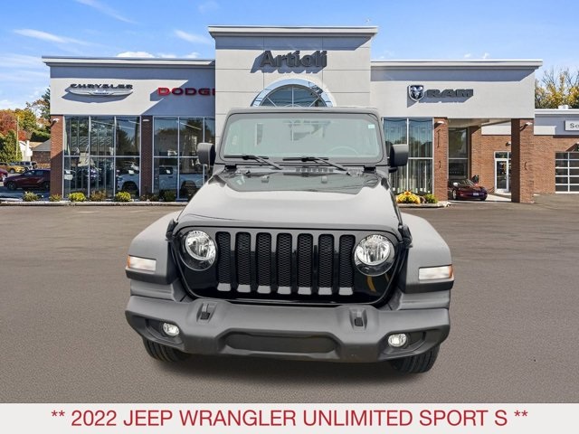 2022 Jeep Wrangler Unlimited Sport S photo 2