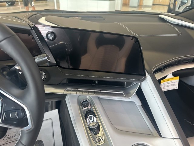 2026 Chevrolet Corvette Stingray 2LT photo 8