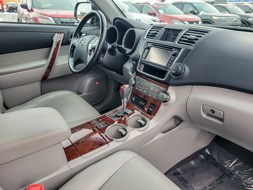 2013 TOYOTA HIGHLANDER - Image 25