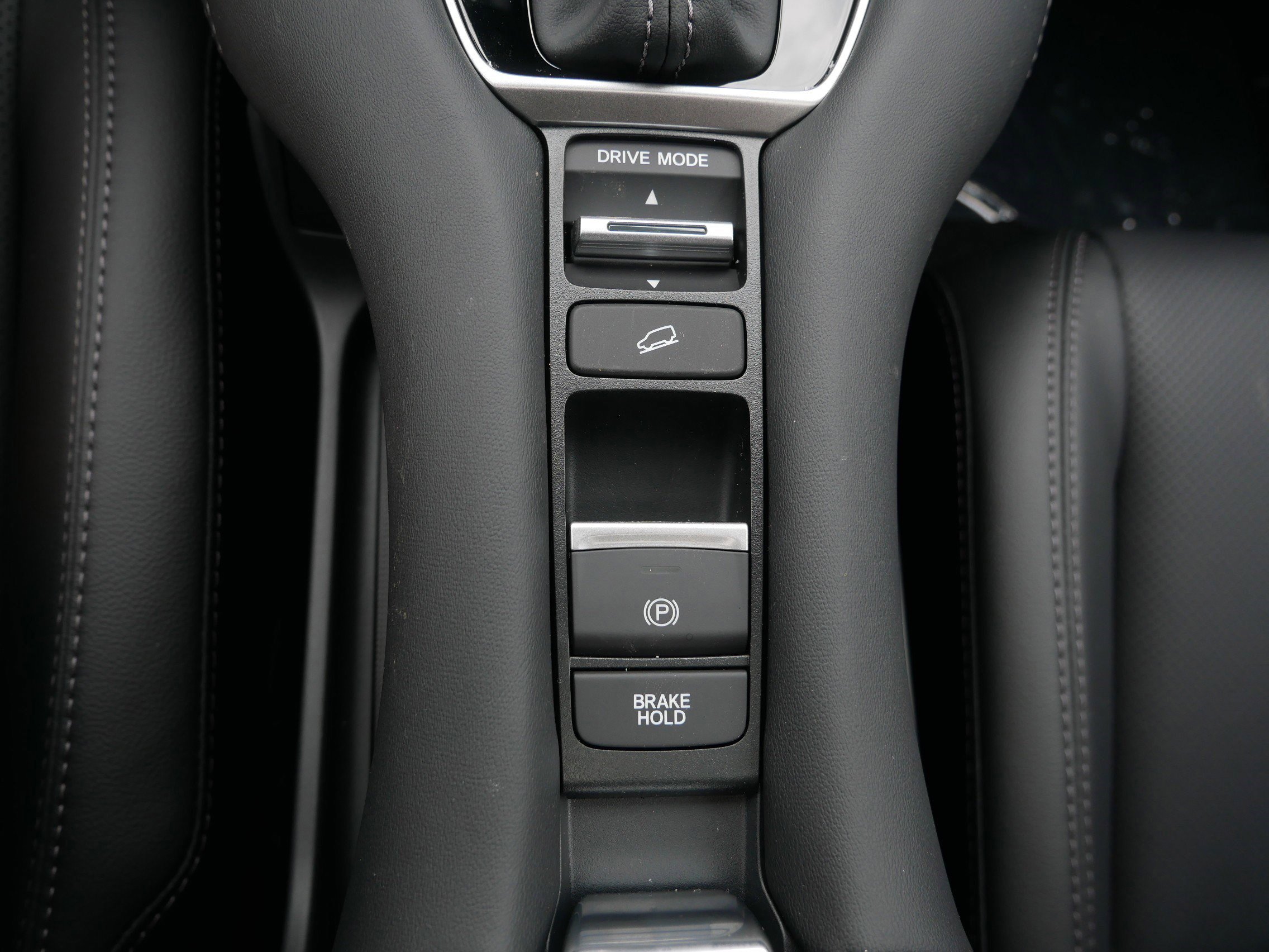 2026 Honda HR-V EX-L photo 24
