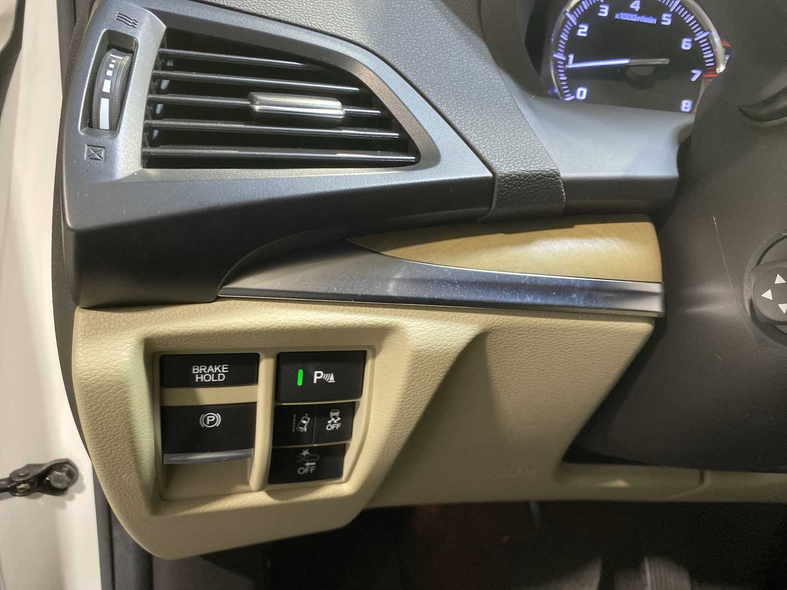 2020 Acura MDX Technology SH-AWD photo 22