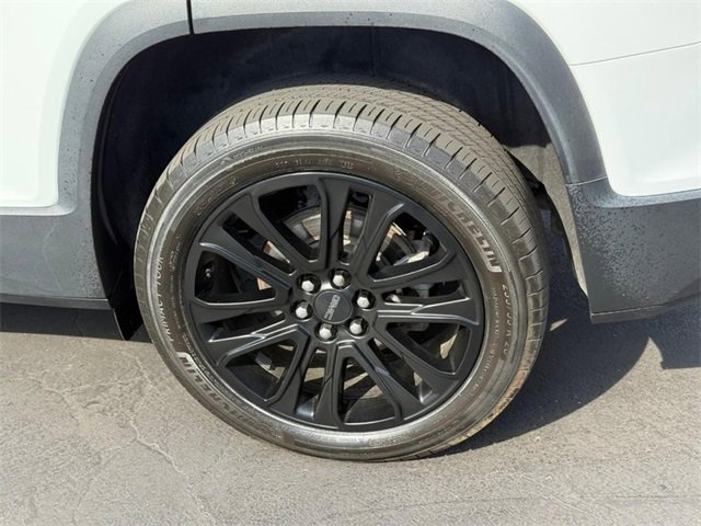 2023 Gmc Acadia SLE photo 3