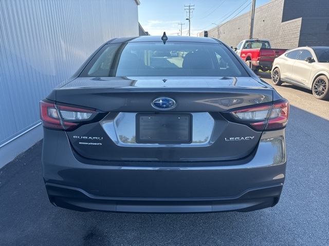 2025 Subaru Legacy Base photo 14