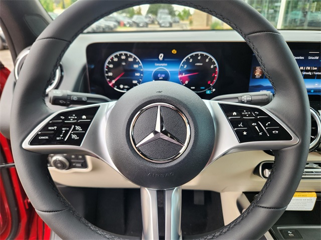 2026 Mercedes Benz GLB 250 4MATIC photo 17
