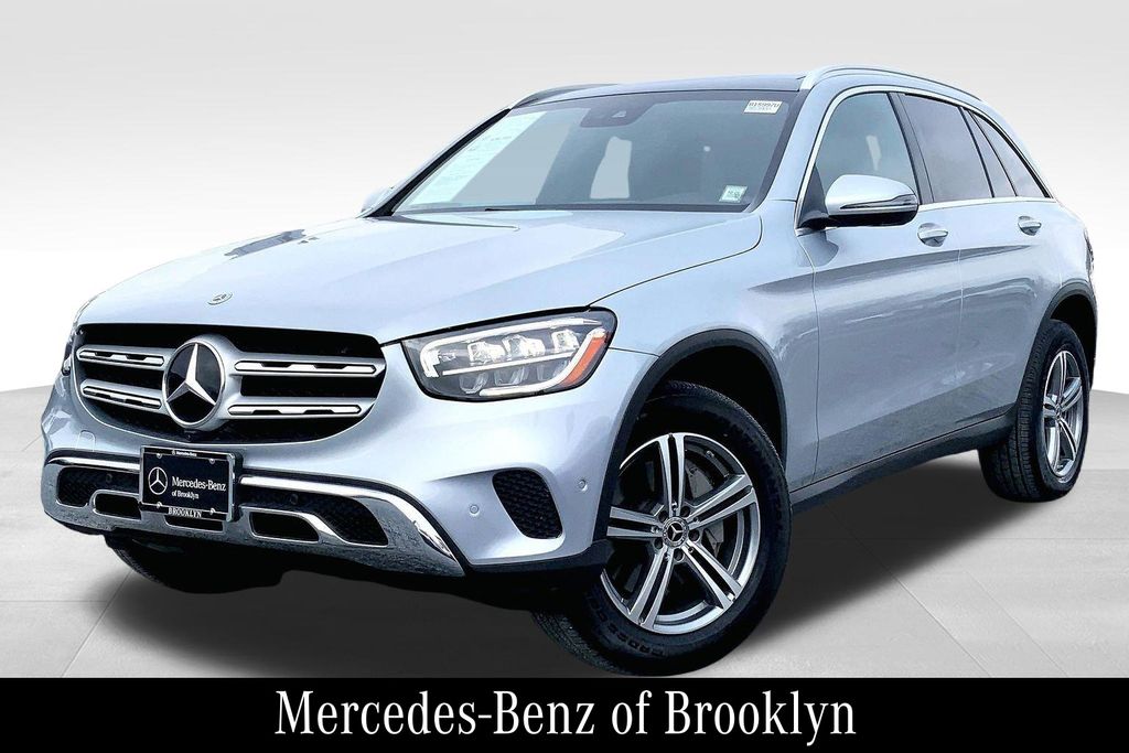 2022 Mercedes Benz GLC 300 4MATIC photo 2