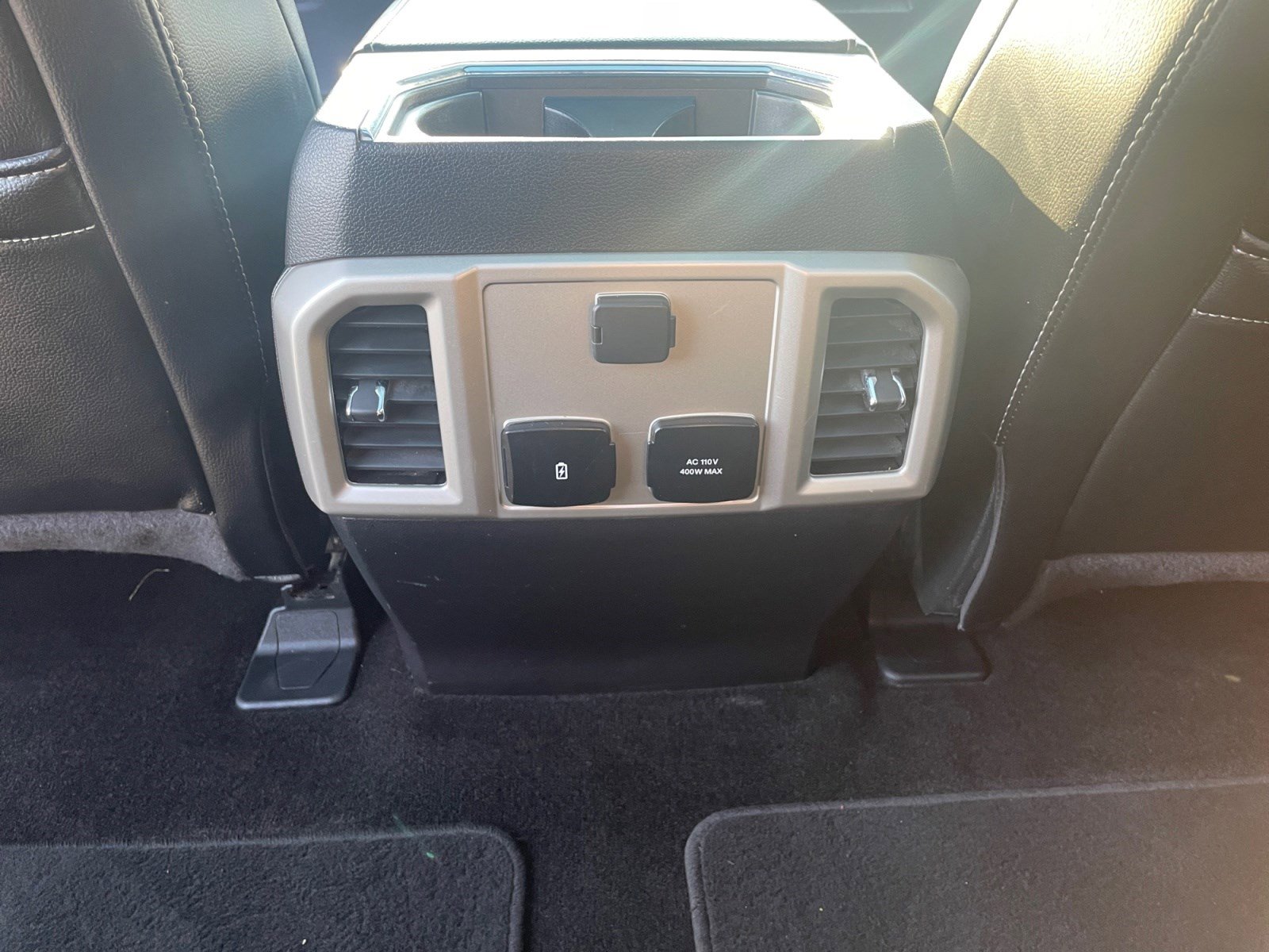 2018 Ford F-150 Lariat photo 16