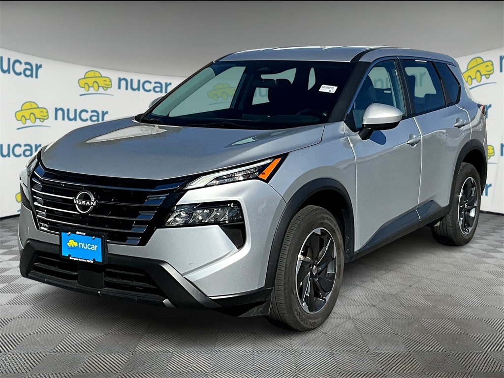 2024 Nissan Rogue SV photo 2