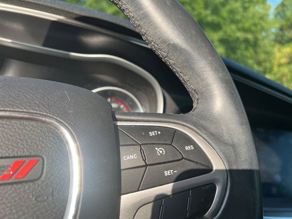 2018 Dodge Charger SXT Plus photo 25