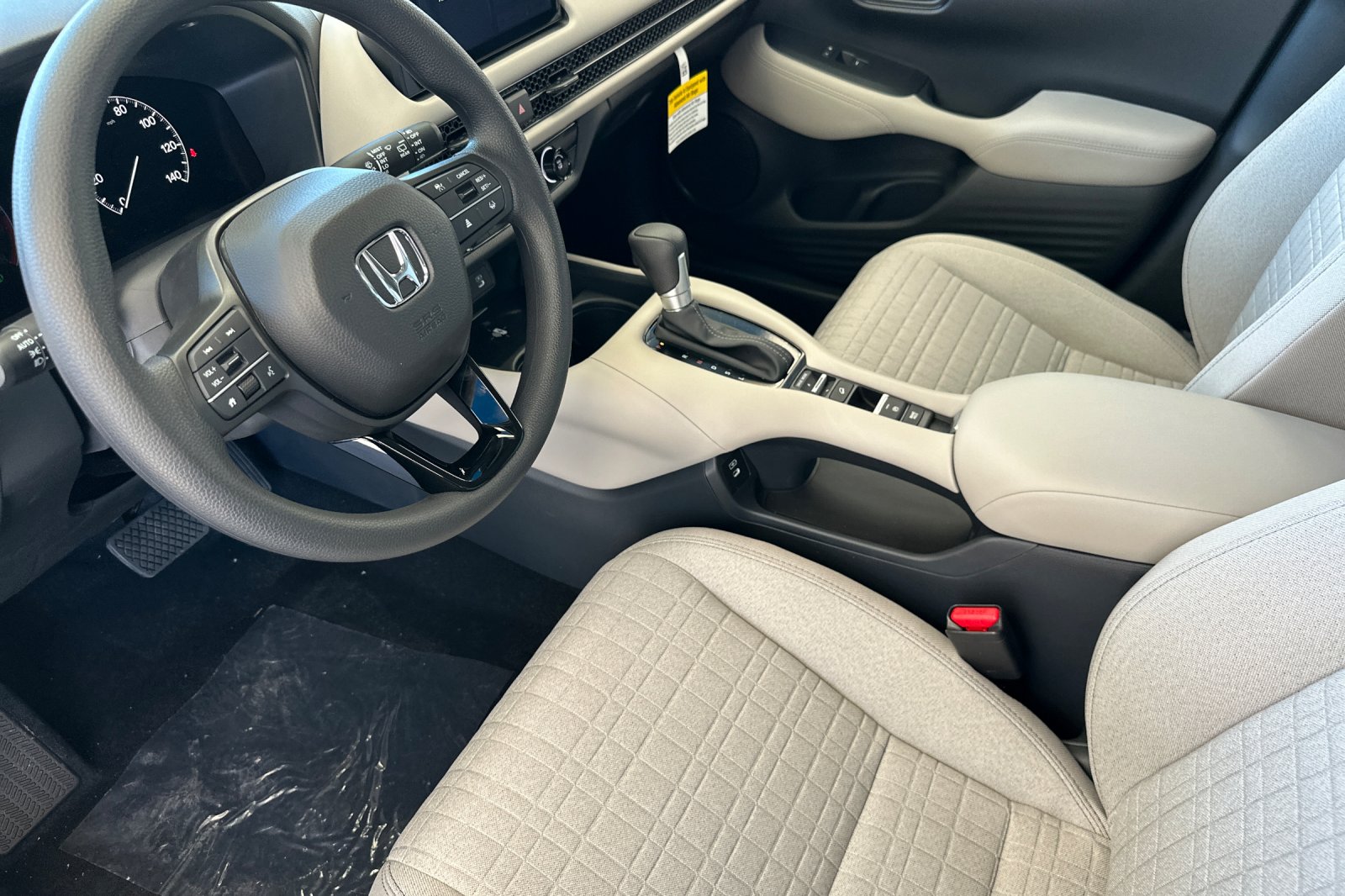 2026 Honda HR-V LX photo 9