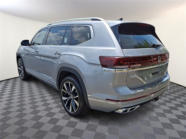 2025 Volkswagen Atlas SEL Premium R-Line photo 4