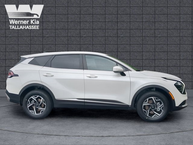 2025 Kia Sportage LX photo 3