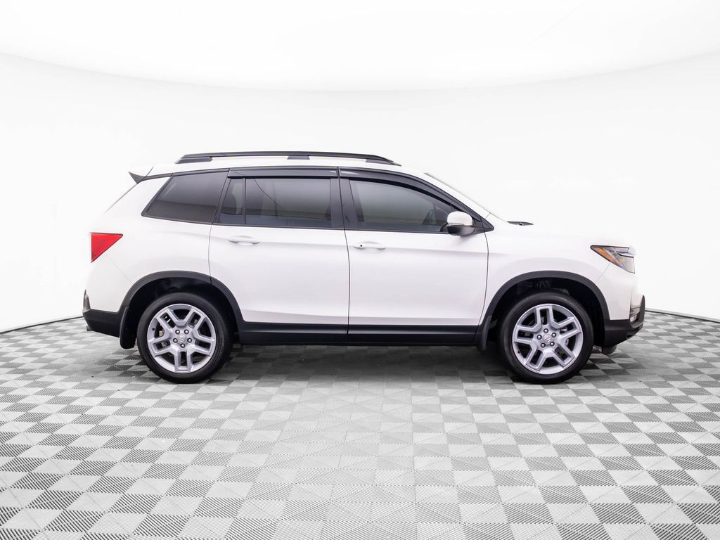 2024 Honda Passport EX-L photo 3