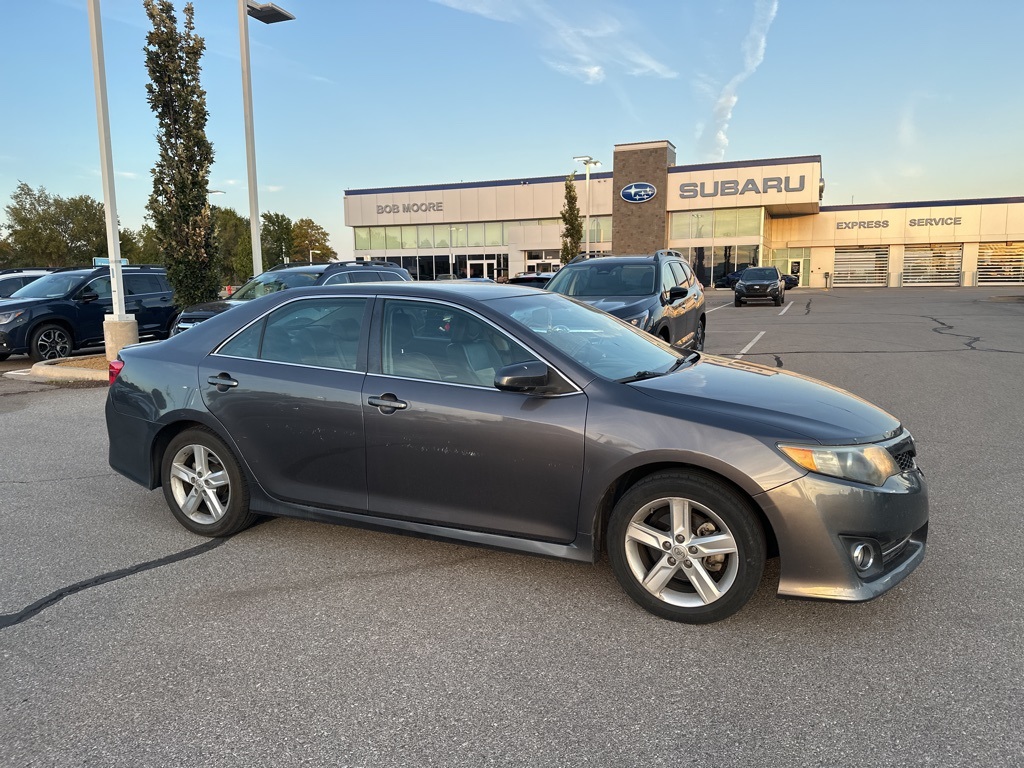 2014 Toyota Camry SE