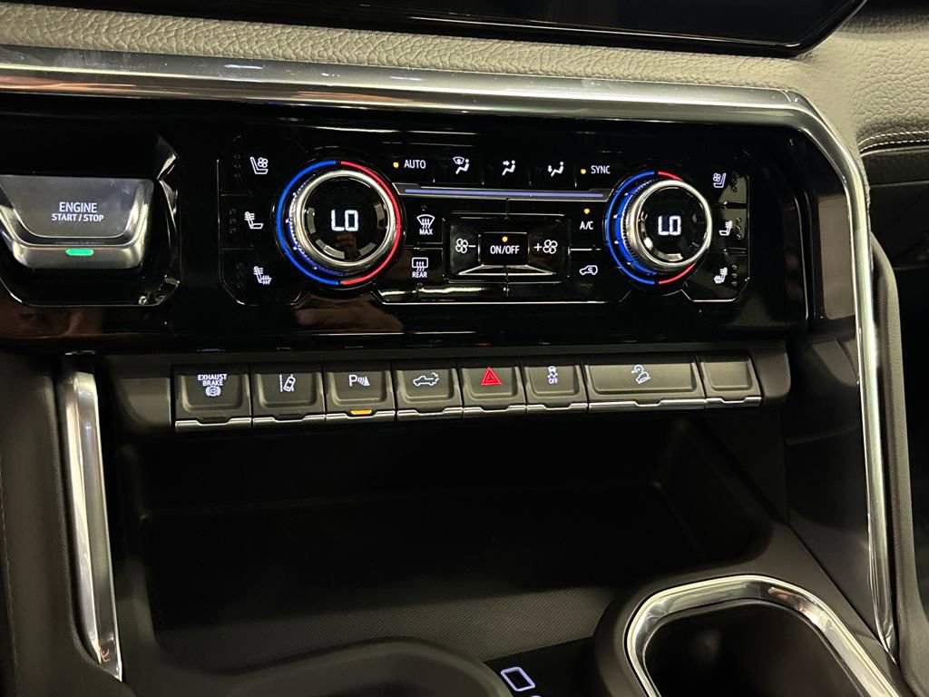 2025 Gmc Sierra 2500 HD Denali photo 28