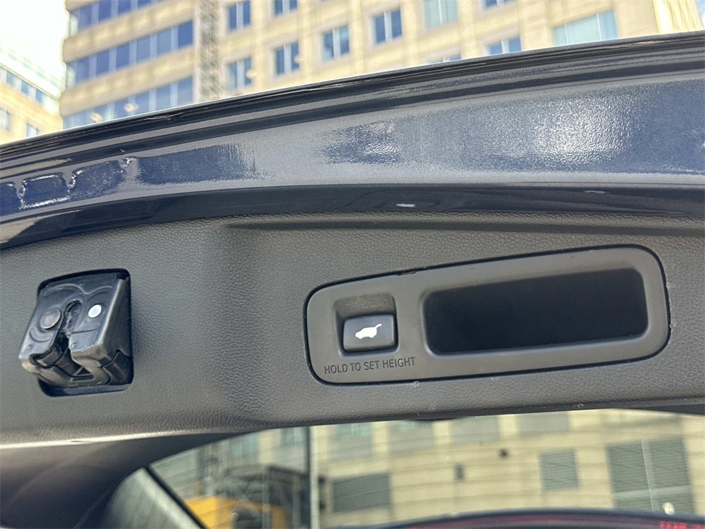 2017 Honda CR-V EX-L photo 19